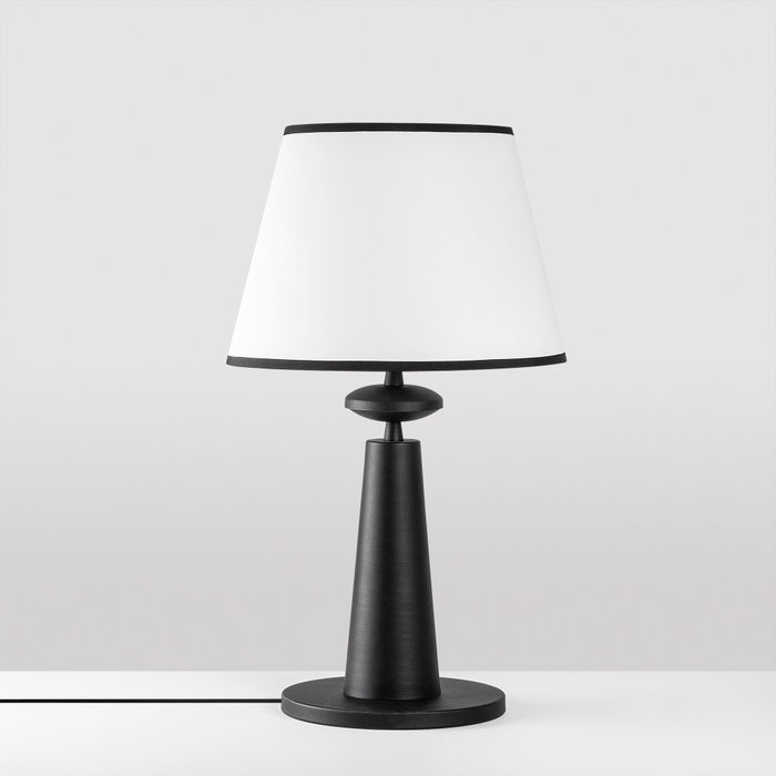 Opviq Pardo - 3042 Lámpara de Mesa Negra
